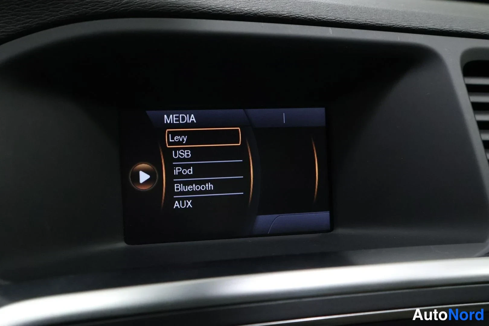 Blå Volvo S60 2011, detalj, bild 22