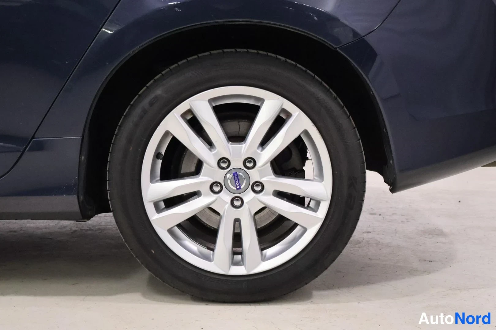 Blå Volvo S60 2011, detalj, bild 19