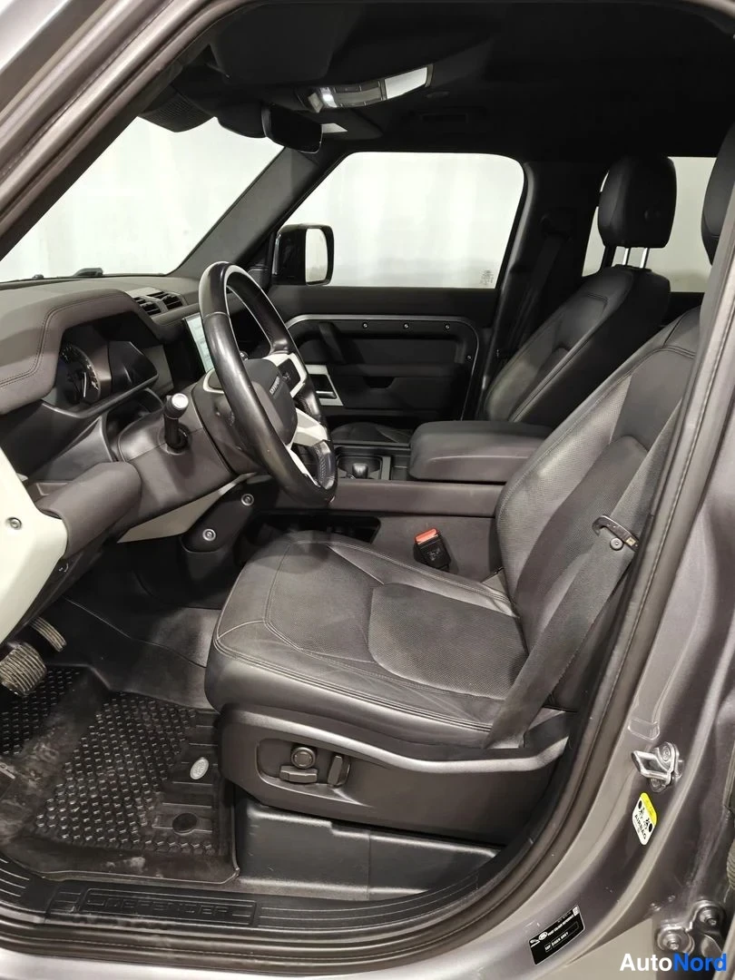 Harmaa Land Rover Defender 110 2022, etuistuimet, kuva 11