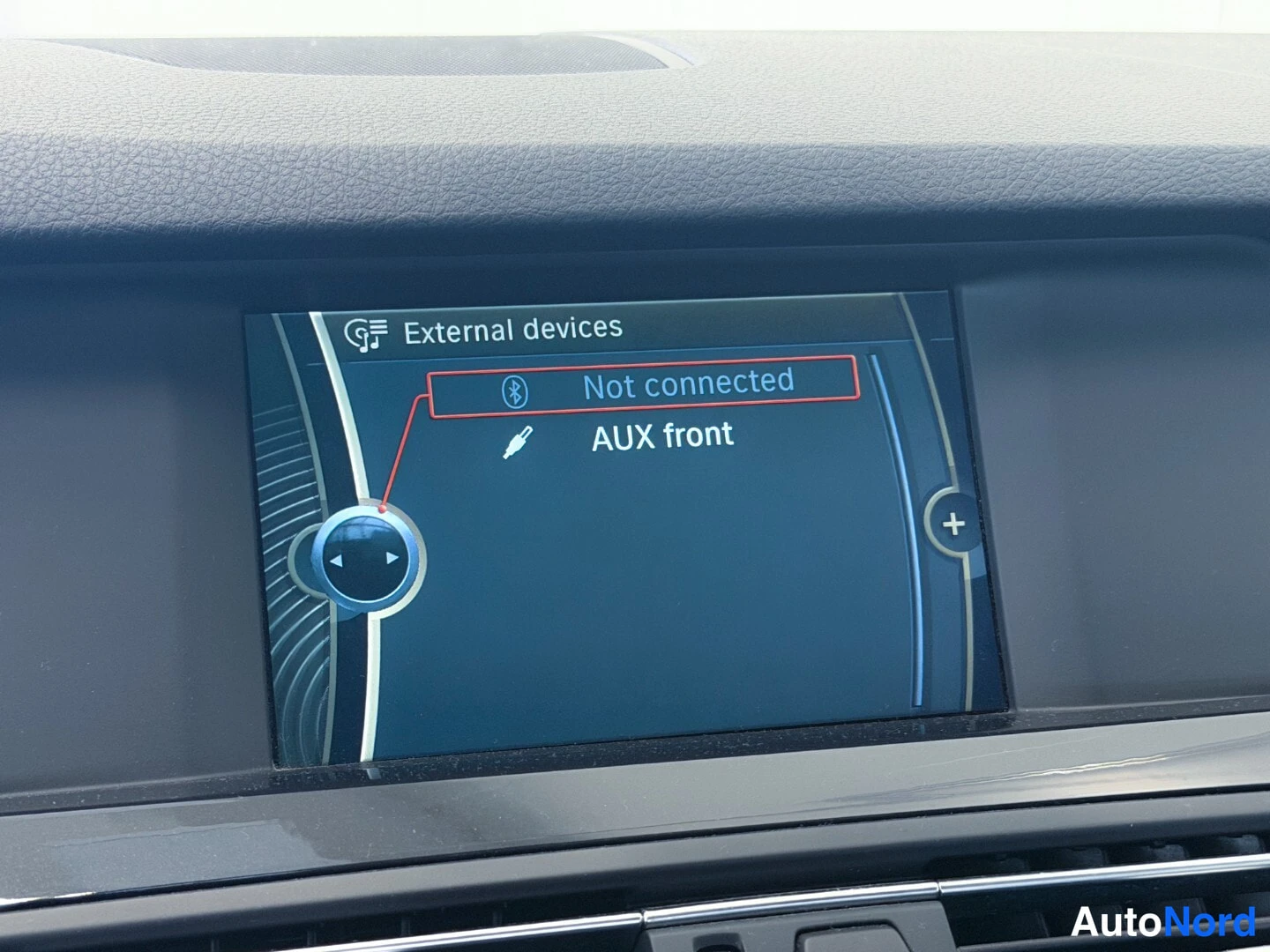 Valkoinen BMW 520d 2013, yksityiskohta, kuva 21