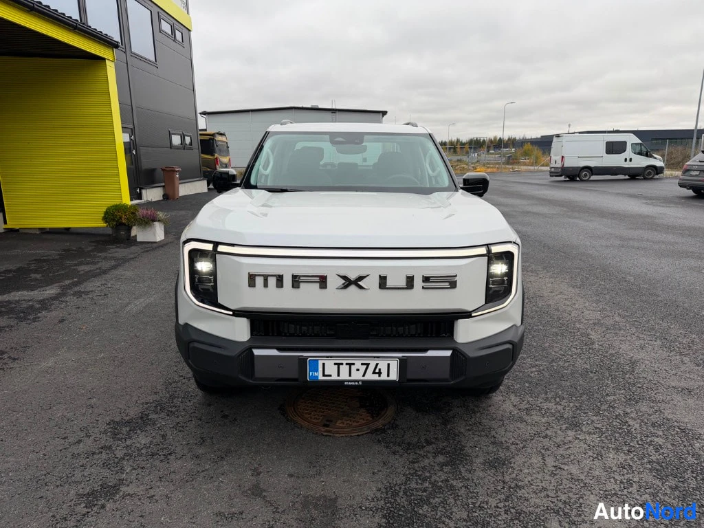 Valkoinen Maxus eTERRON 9 2026, edestä, kuva 4