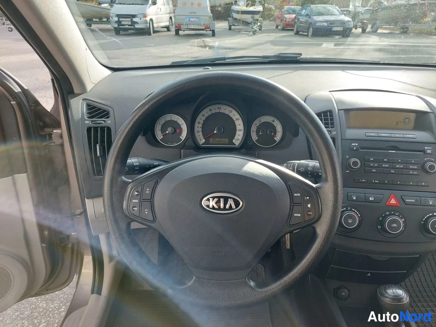 Ruskea Kia Ceed 2007, ohjaamo, kuva 11