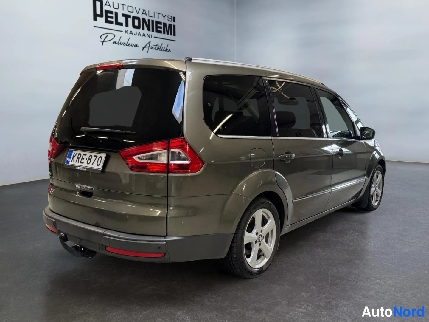 Harmaa Ford Galaxy 2011, takaviisto, kuva 6