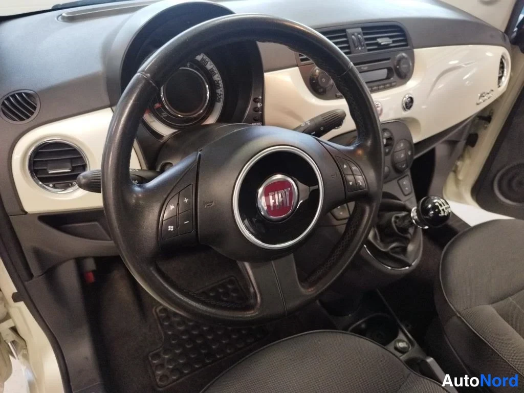 Valkoinen Fiat 500 2013, yksityiskohta, kuva 14
