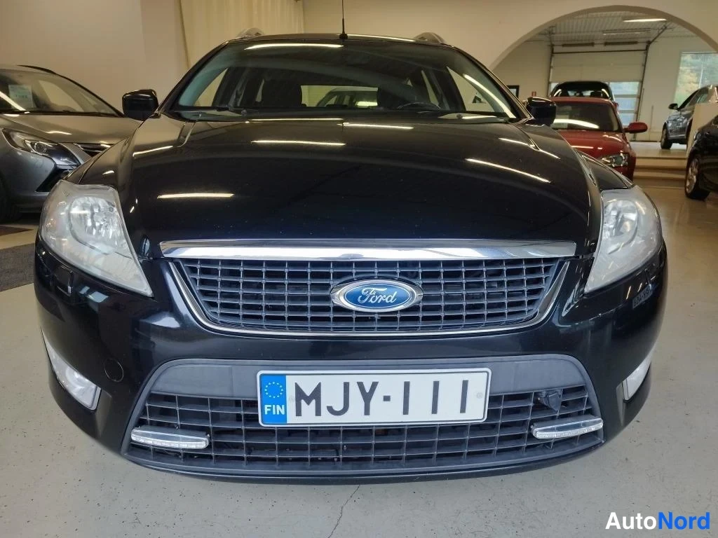 Musta Ford Mondeo 2008, edestä, kuva 7