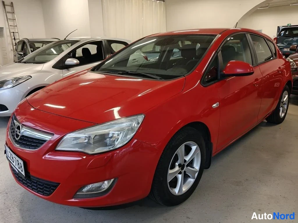 Opel Astra Enjoy 1,6 Ecotec 2010
