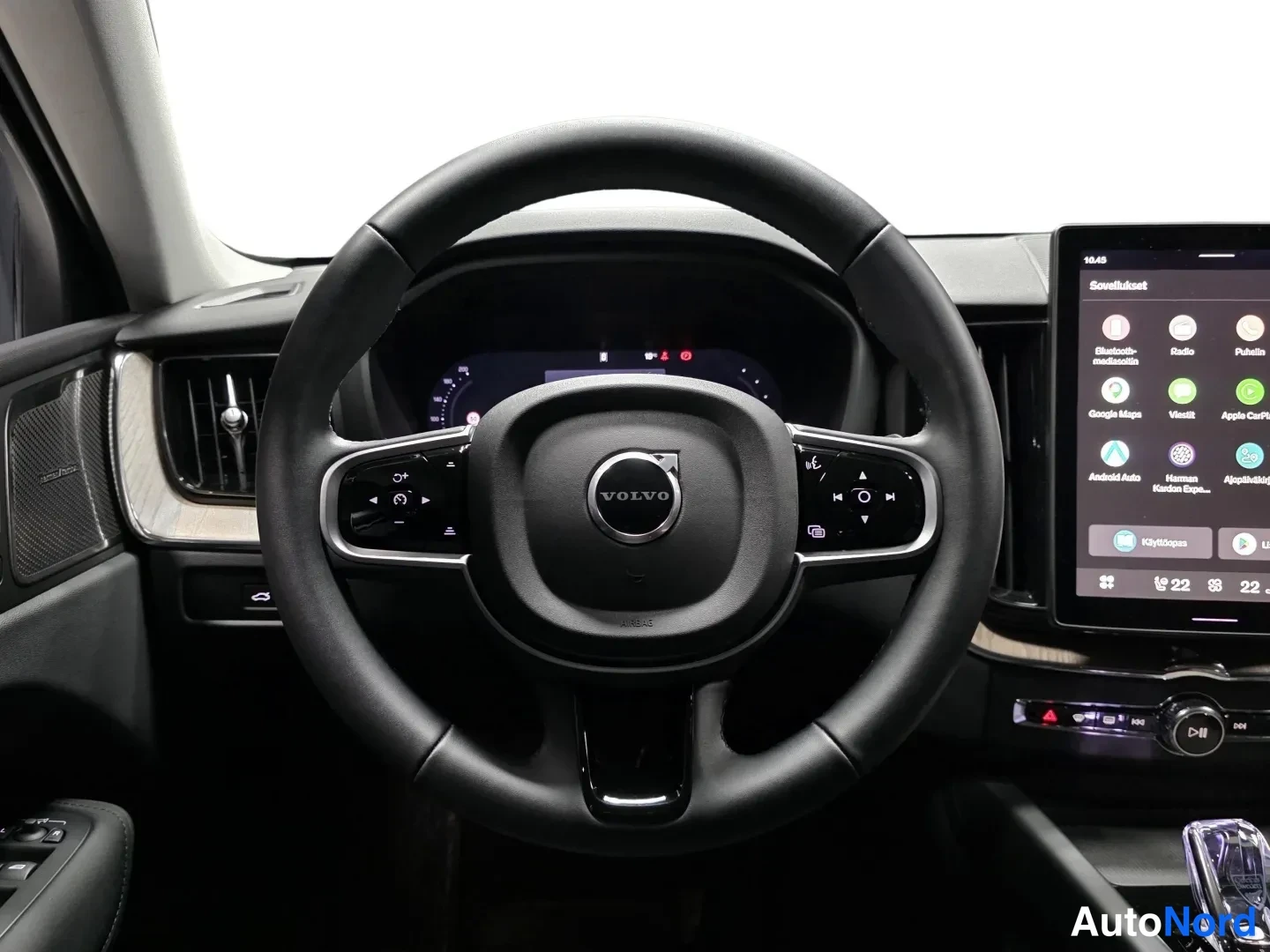 Vihreä Volvo XC60 2026, yksityiskohta, kuva 15