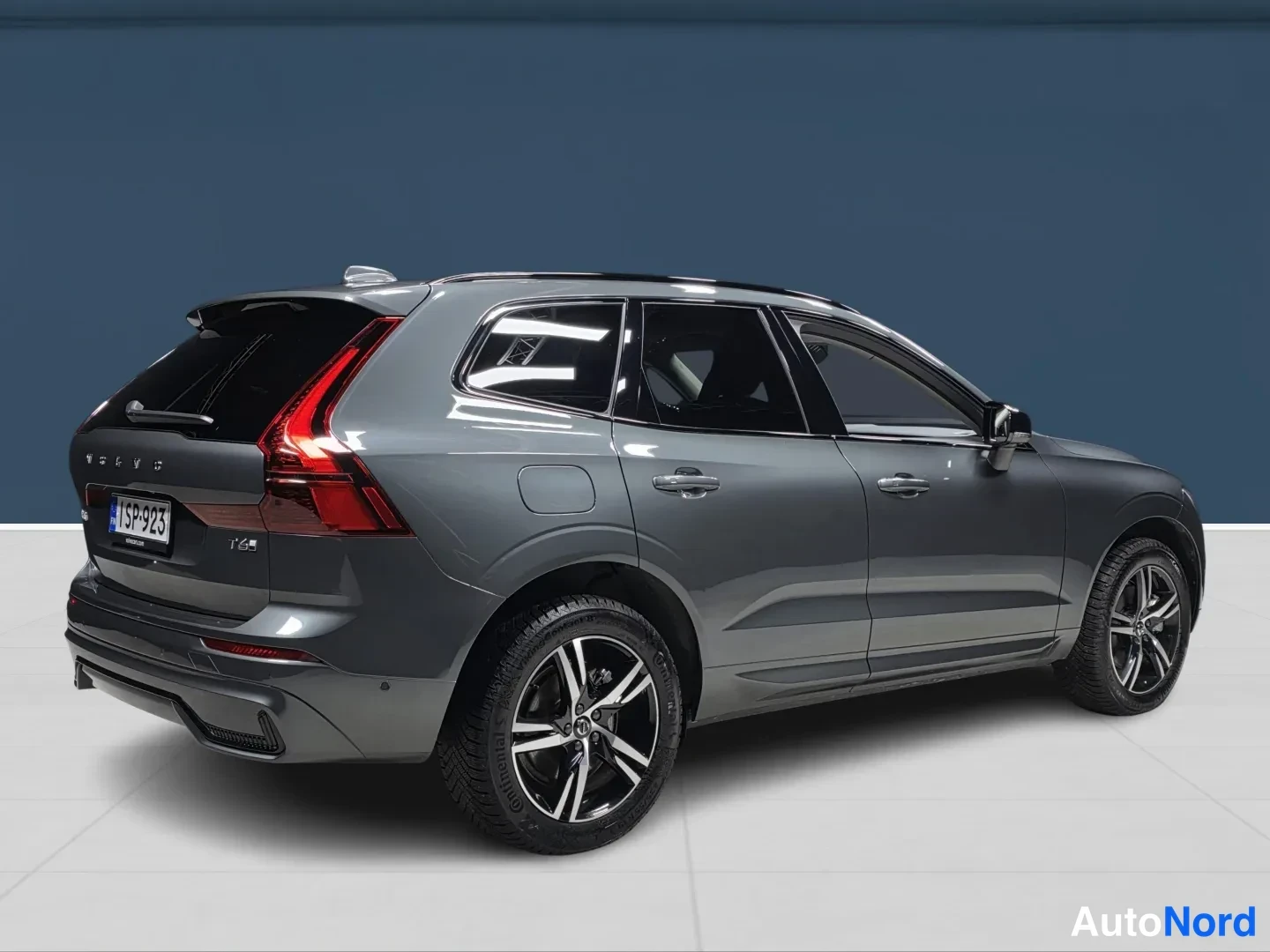 Vihreä Volvo XC60 2026, takaviisto, kuva 5