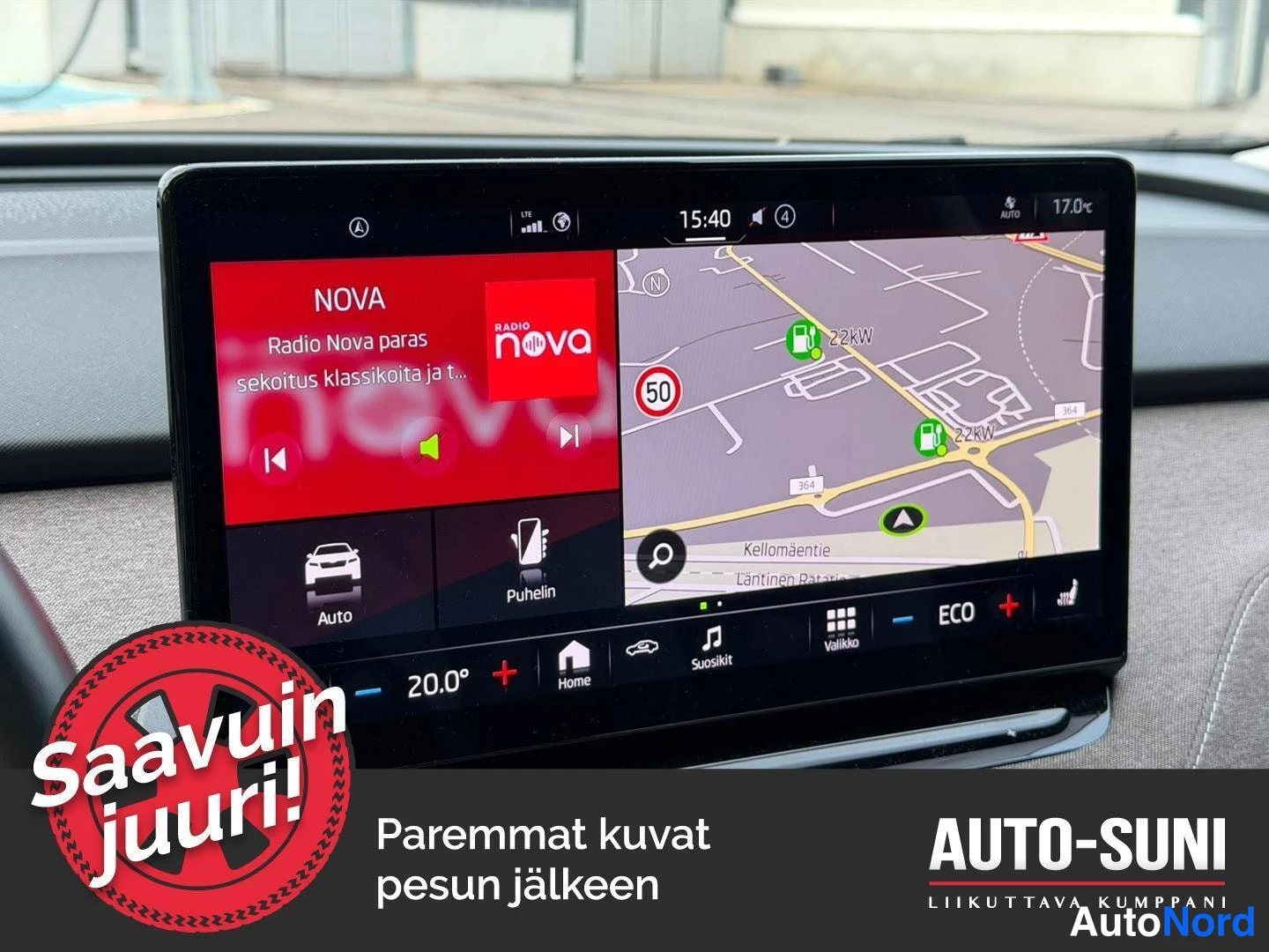 Punainen Skoda Enyaq 2023, yksityiskohta, kuva 11