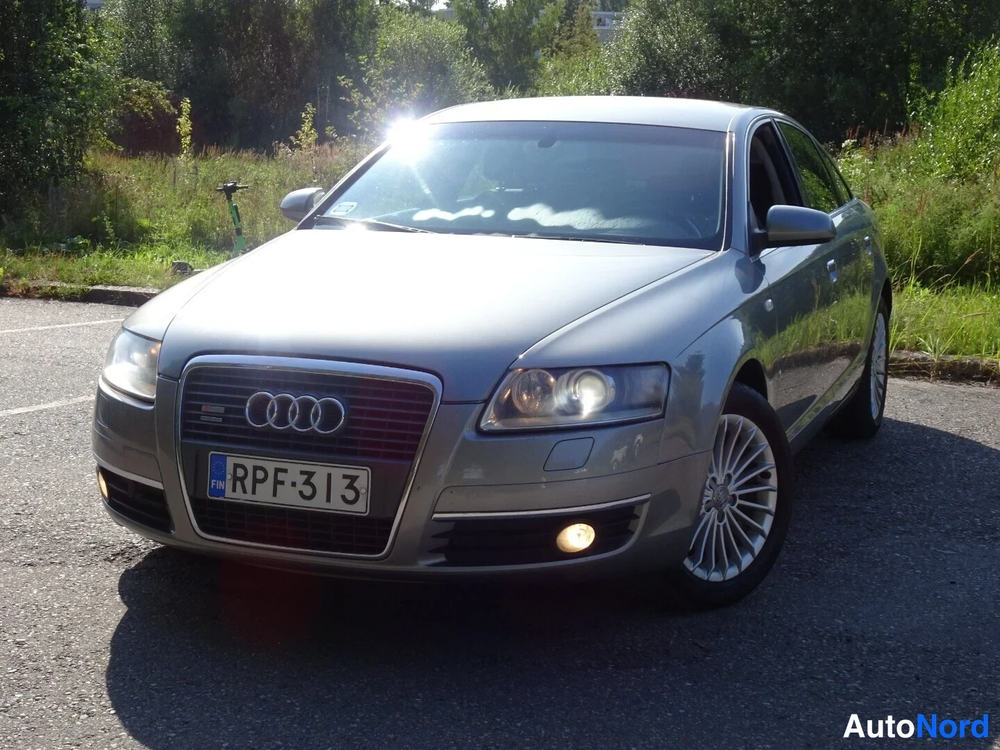 Harmaa Audi A6 2006, etuviisto, keula vasemmalle, kuva 3