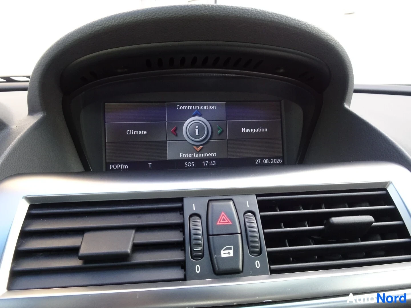 Musta BMW 645i 2004, yksityiskohta, kuva 31