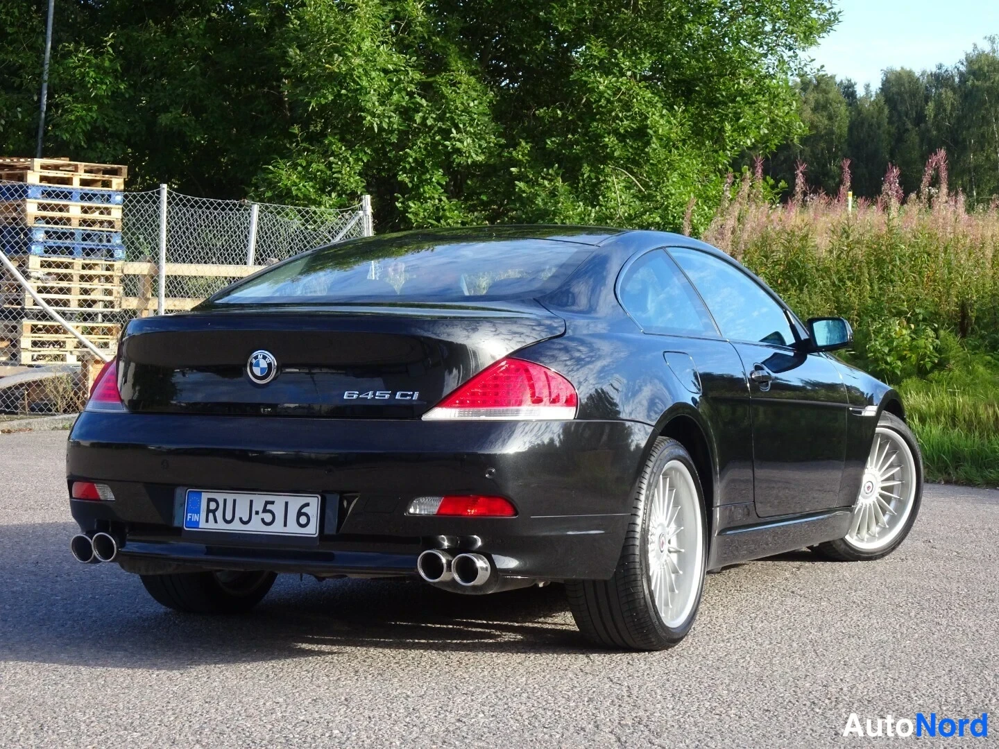 Musta BMW 645i 2004, takaviisto, kuva 12