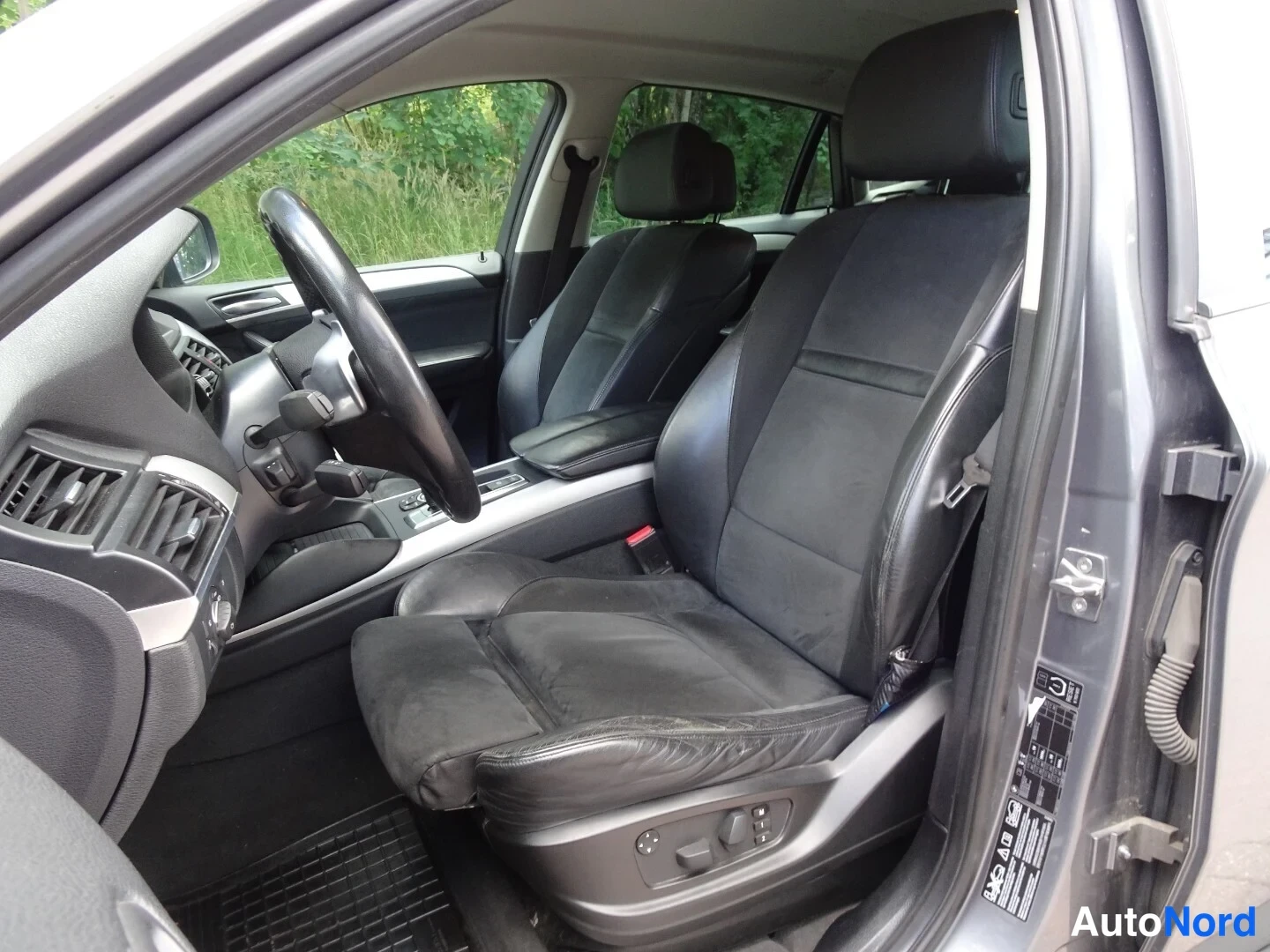 Hopea BMW X6 xDrive40d 2011, etuistuimet, kuva 20