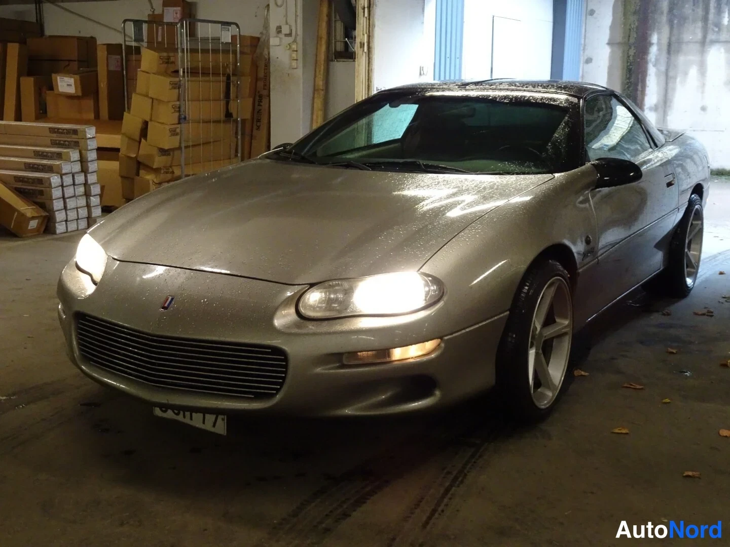 Hopea Chevrolet Camaro 1999, etuviisto, keula vasemmalle, kuva 4