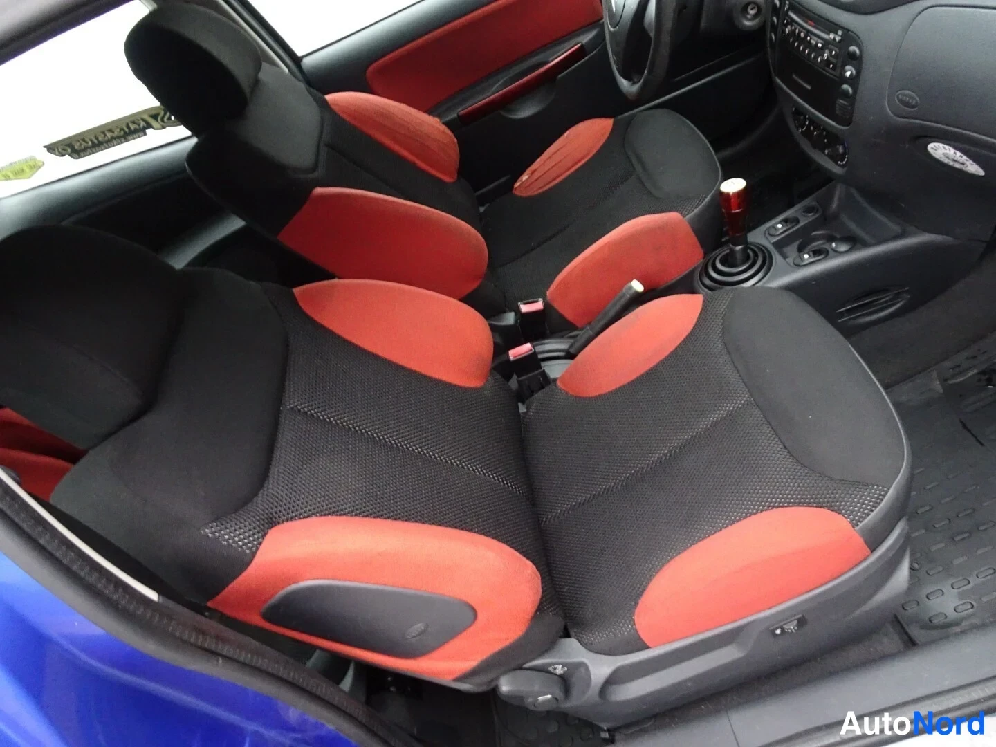 Blue Citroen C2 2004, front seats, photo 25