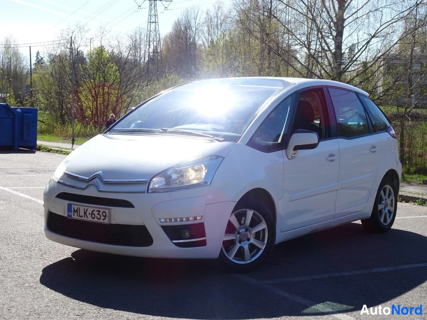 Valkoinen Citroen C4 Picasso 2013, kuva 39