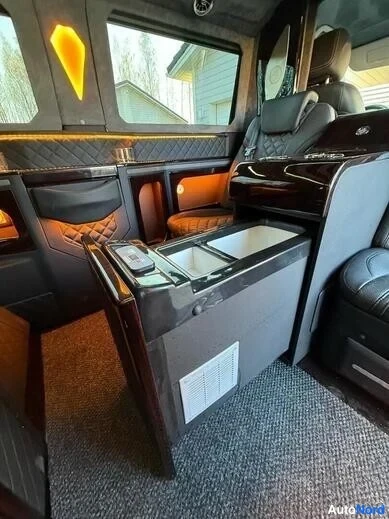 Black Mercedes-Benz V 300 d 4MATIC 2021, cockpit, photo 17