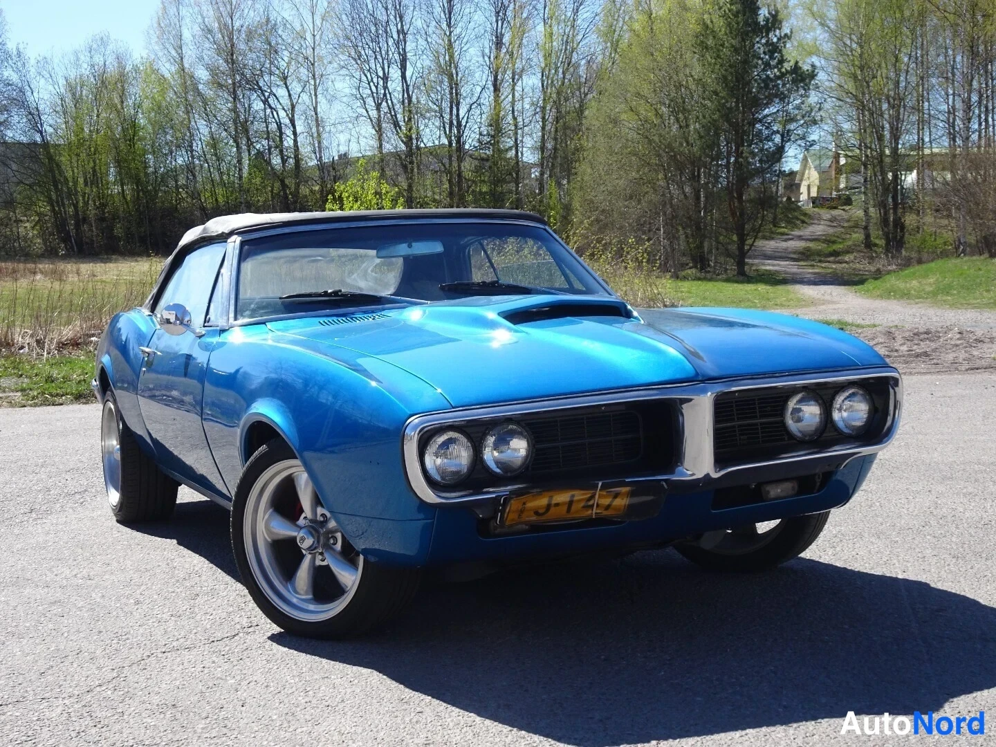 Sininen Pontiac Firebird 1967, etuviisto, keula oikealle, kuva 7