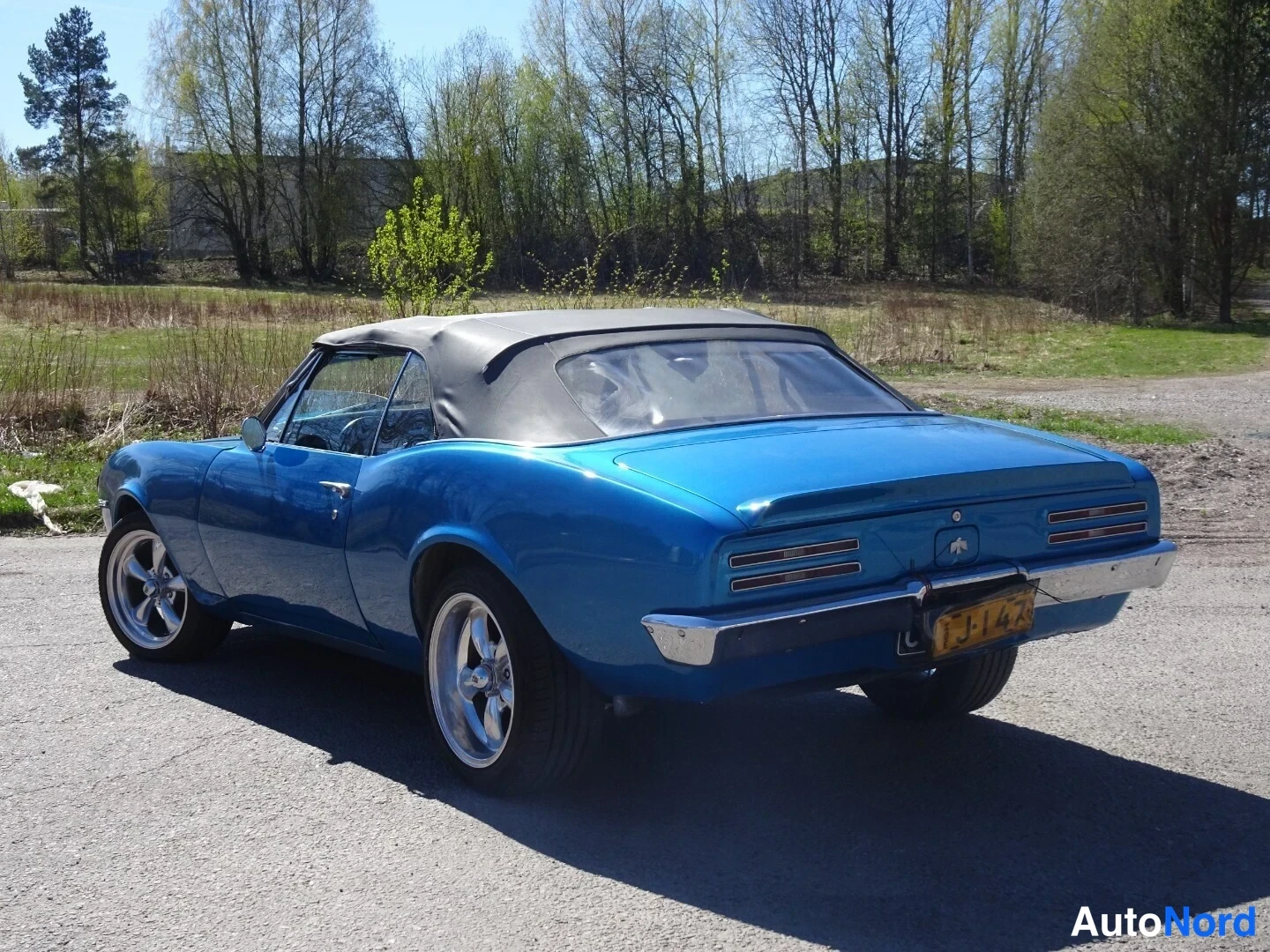 Sininen Pontiac Firebird 1967, takaviisto, kuva 16
