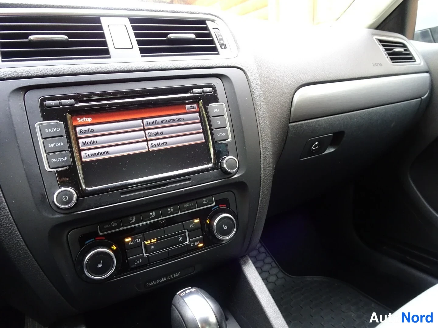 Hopea Volkswagen Jetta 2012, yksityiskohta, kuva 17