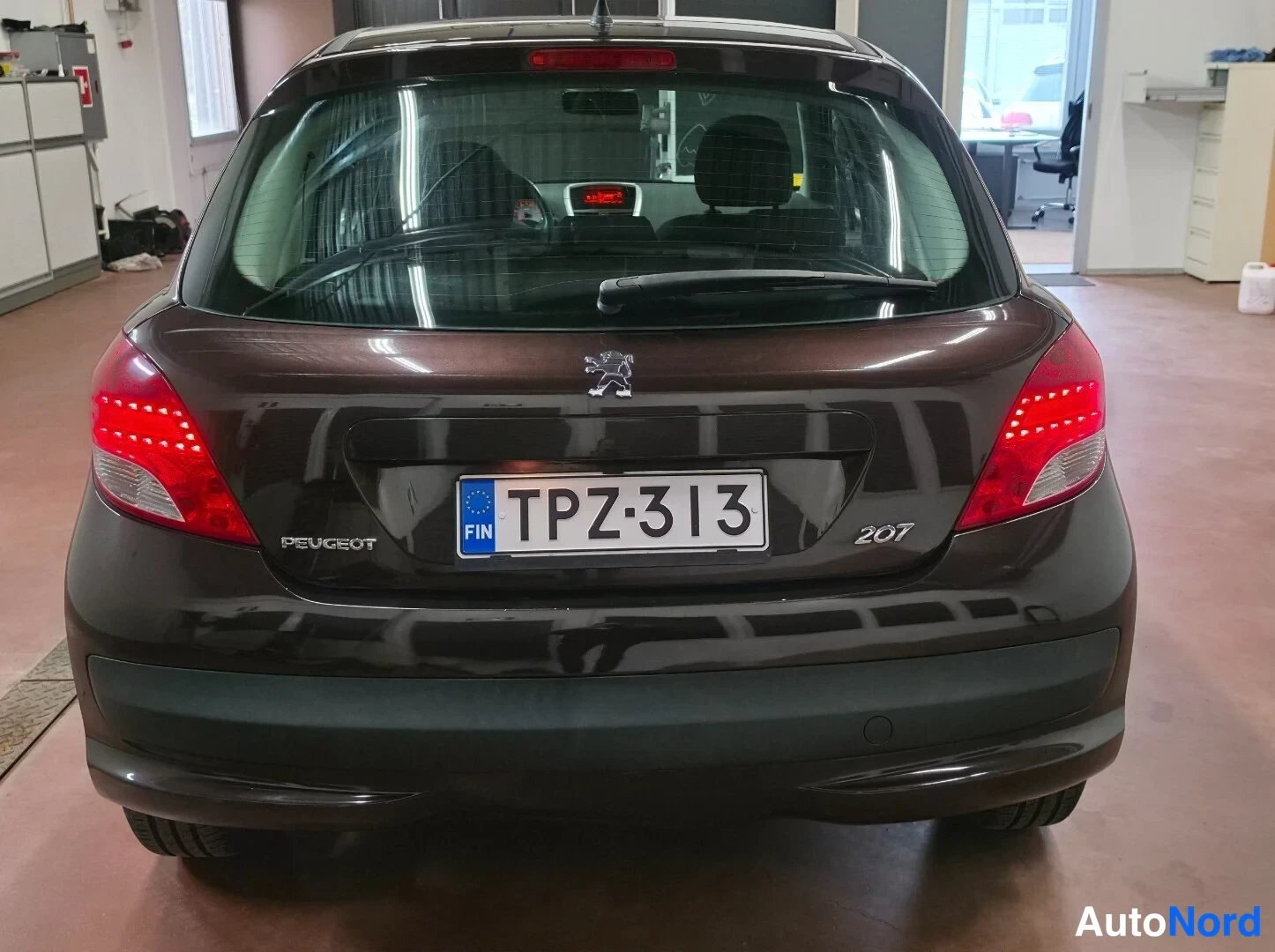 Ruskea Peugeot 207 2011, takaa, kuva 8