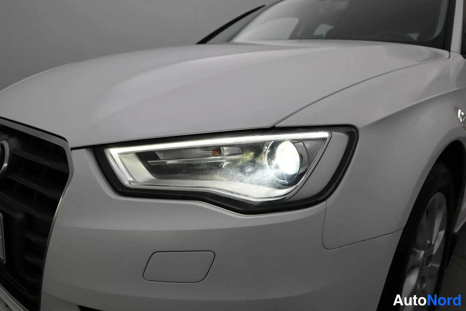 Valkoinen Audi A3 Sportback 2016, yksityiskohta, kuva 29