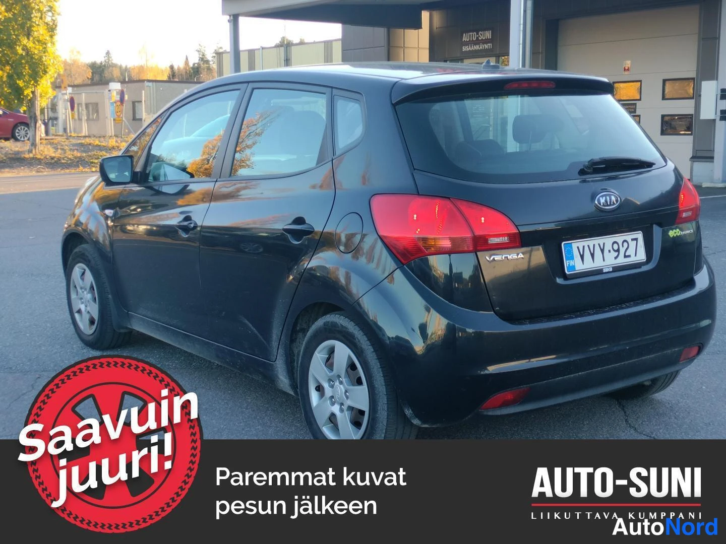 Musta Kia Venga 2011, takaviisto, kuva 3