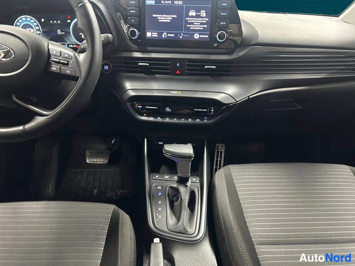 Sininen Hyundai I20 2023, yksityiskohta, kuva 14