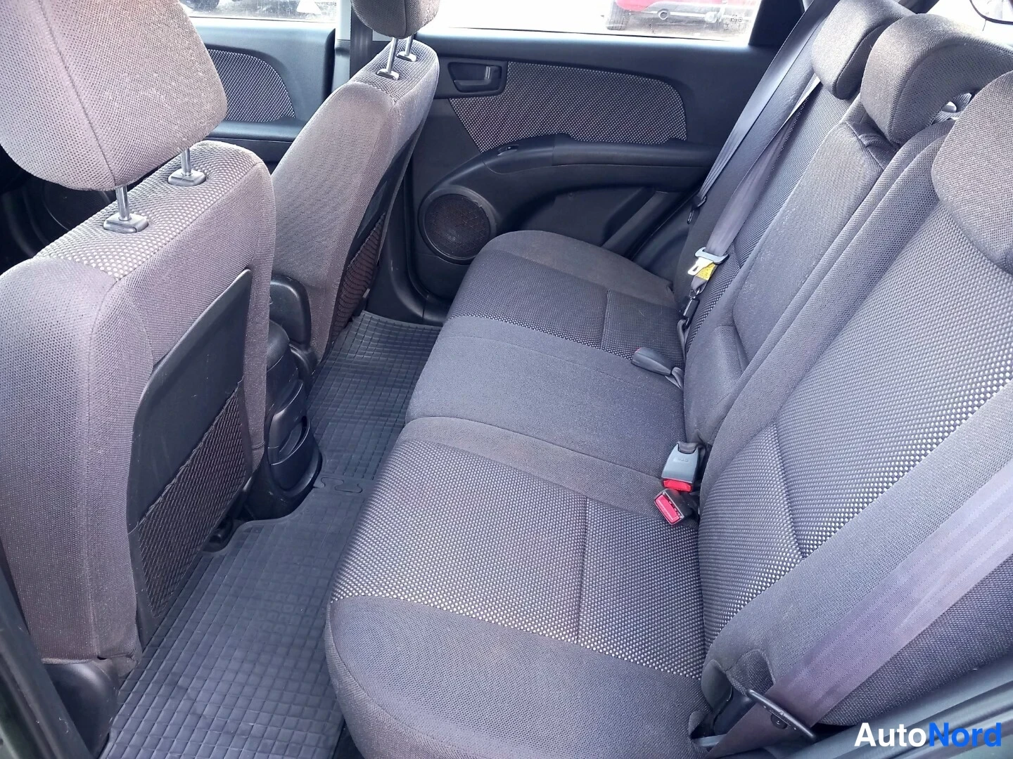 Vihreä Kia Sportage 2007, takaistuimet, kuva 24