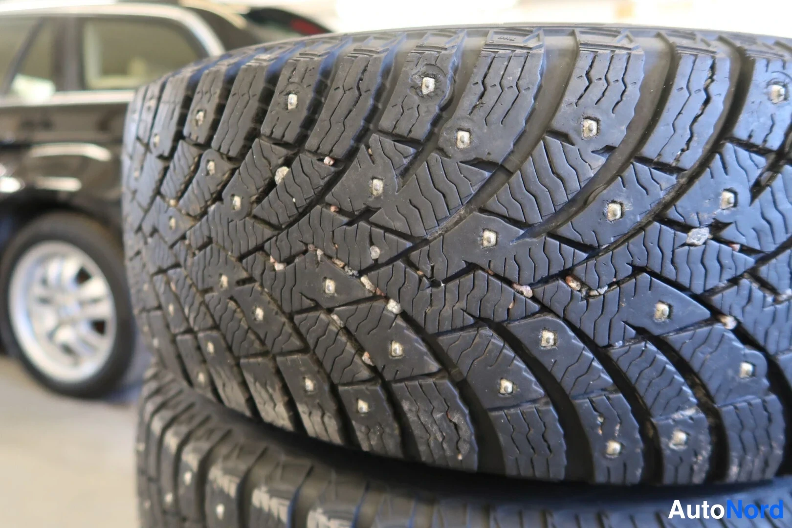 Musta BMW 325i 2005, yksityiskohta, kuva 28