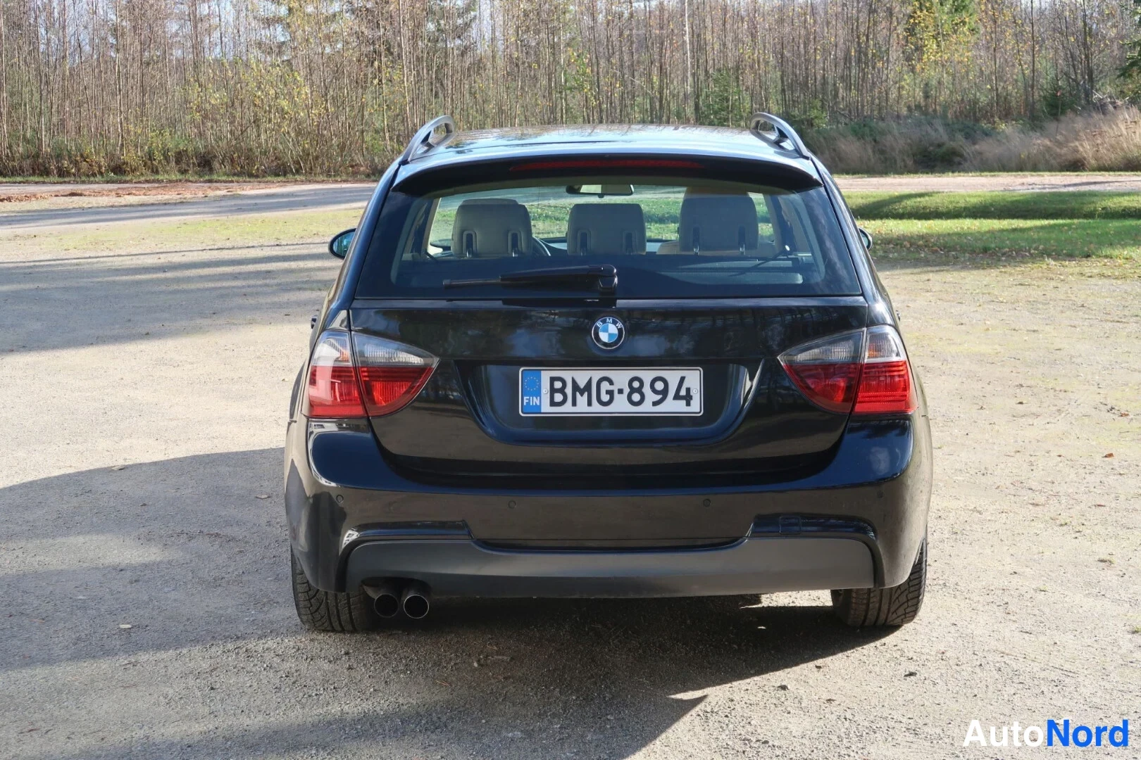 Musta BMW 325i 2005, takaa, kuva 18