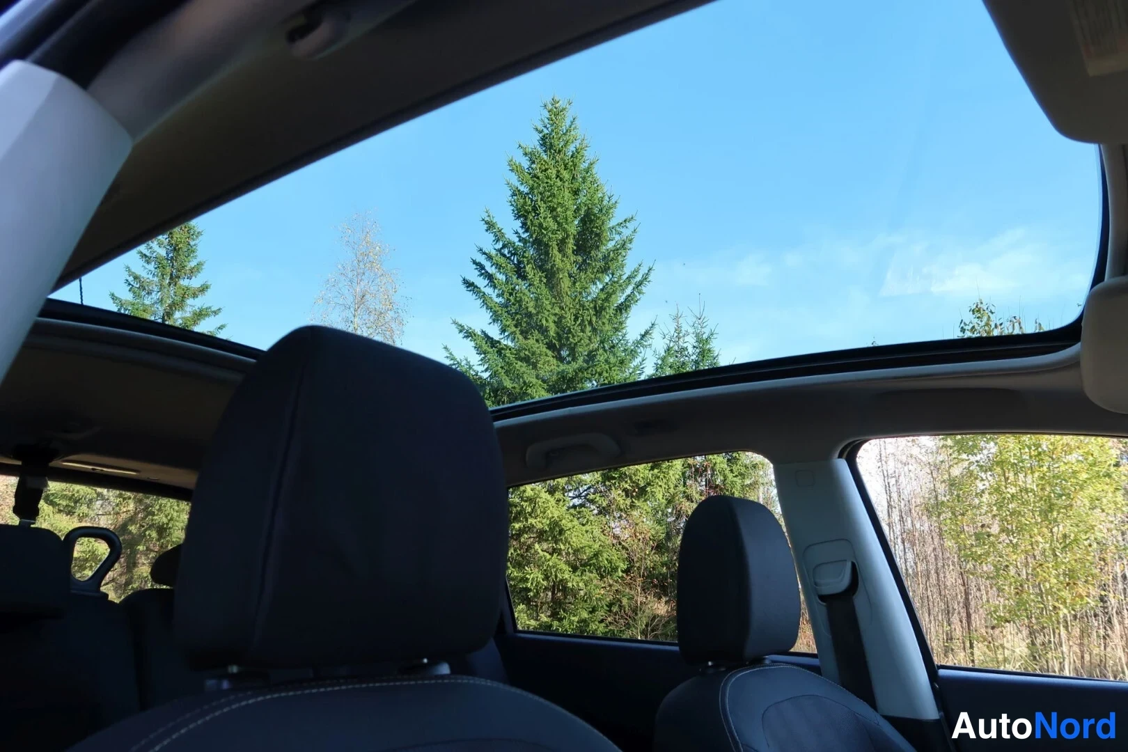 Harmaa Nissan Qashqai+2 2013, yksityiskohta, kuva 29