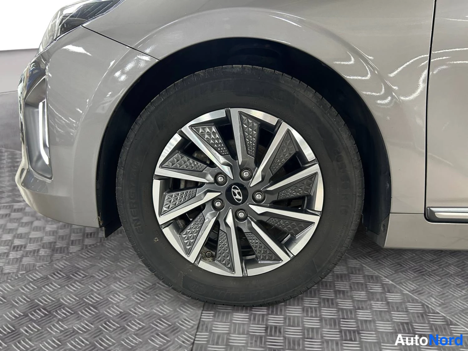Harmaa Hyundai Ioniq 2021, yksityiskohta, kuva 15