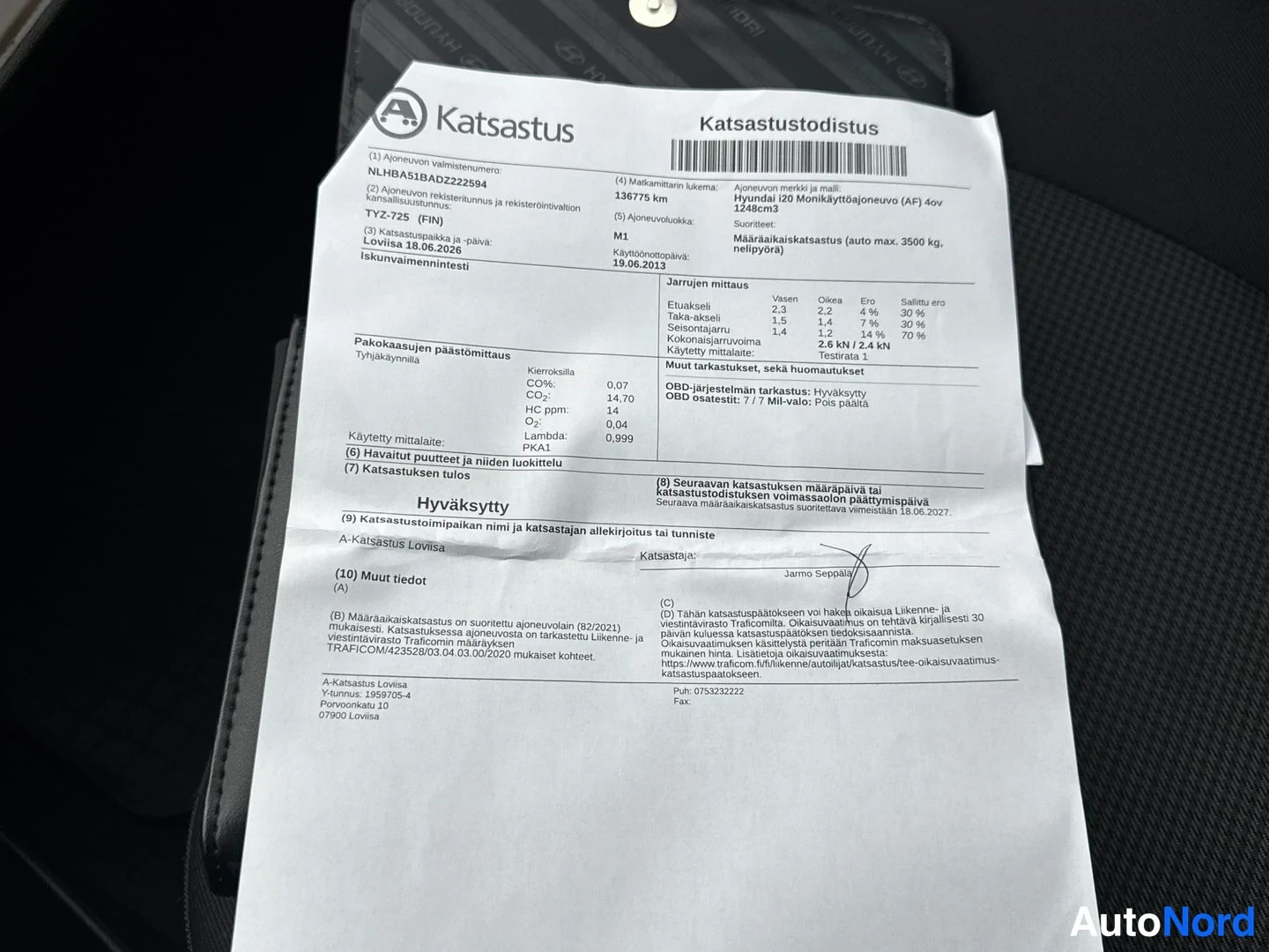 Harmaa Hyundai i20 2013, yksityiskohta, kuva 14