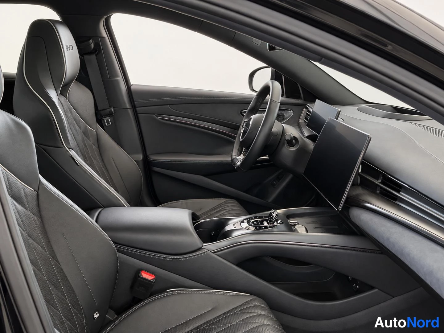 Black BYD Seal 2025, cockpit, photo 9