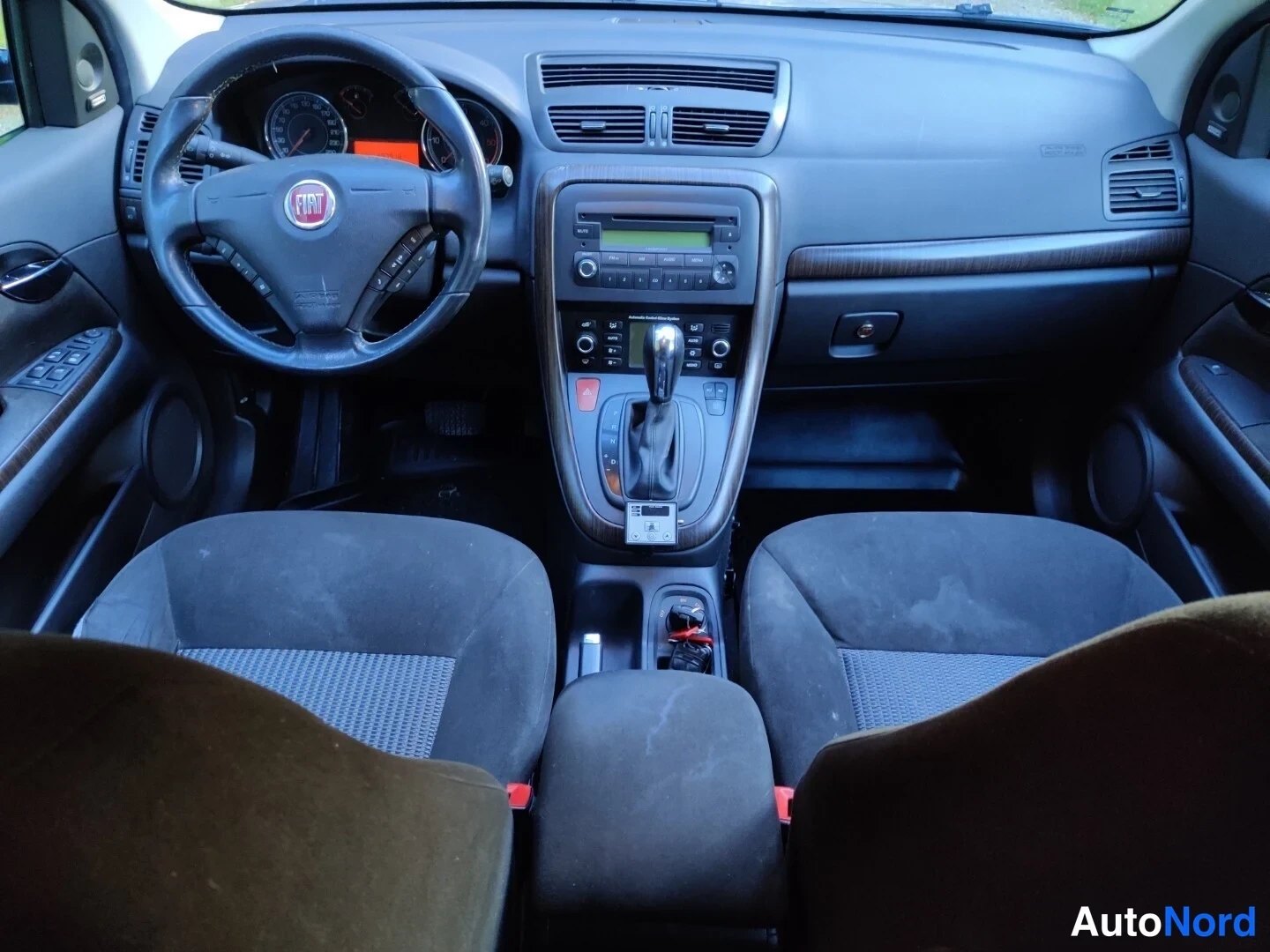 Beige Fiat Croma 2008, ohjaamo, kuva 24