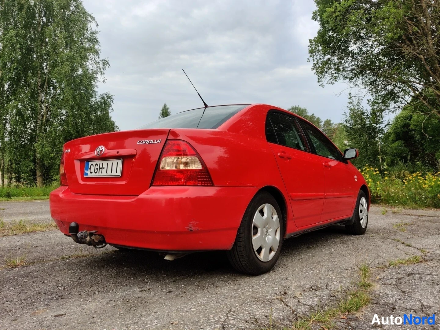 Punainen Toyota Corolla 2004, takaviisto, kuva 15