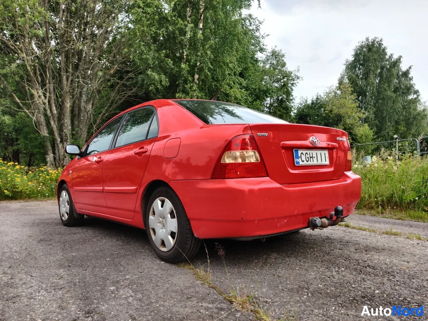 Punainen Toyota Corolla 2004, takaviisto, kuva 16
