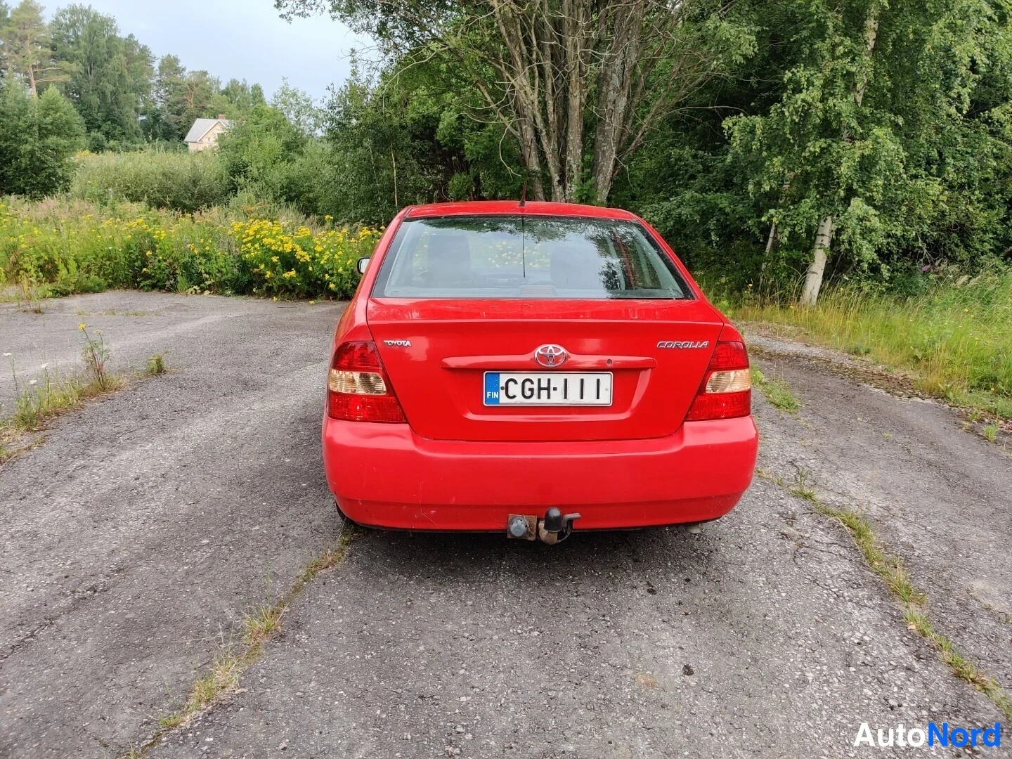 Punainen Toyota Corolla 2004, takaa, kuva 23