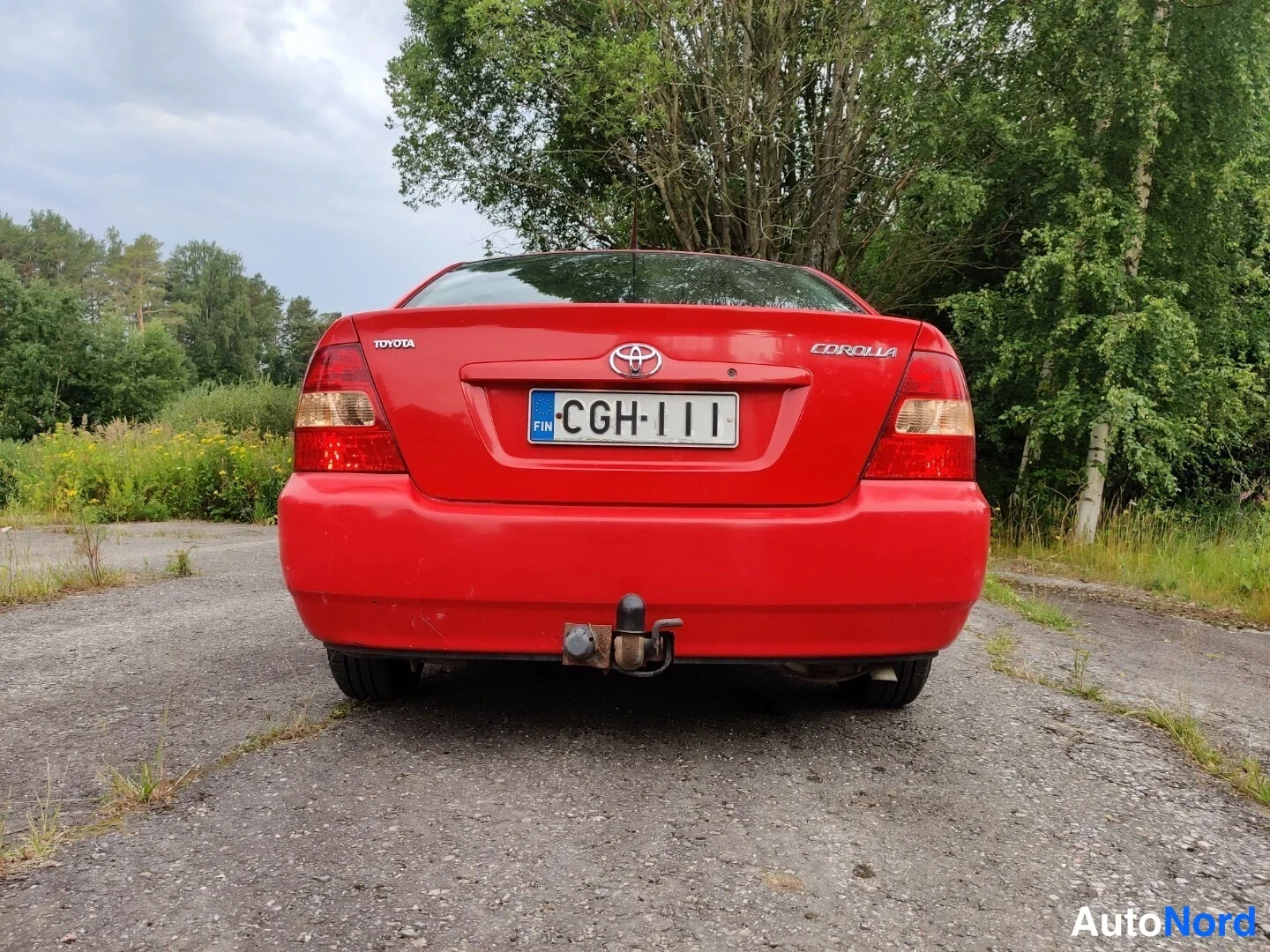 Punainen Toyota Corolla 2004, takaa, kuva 21