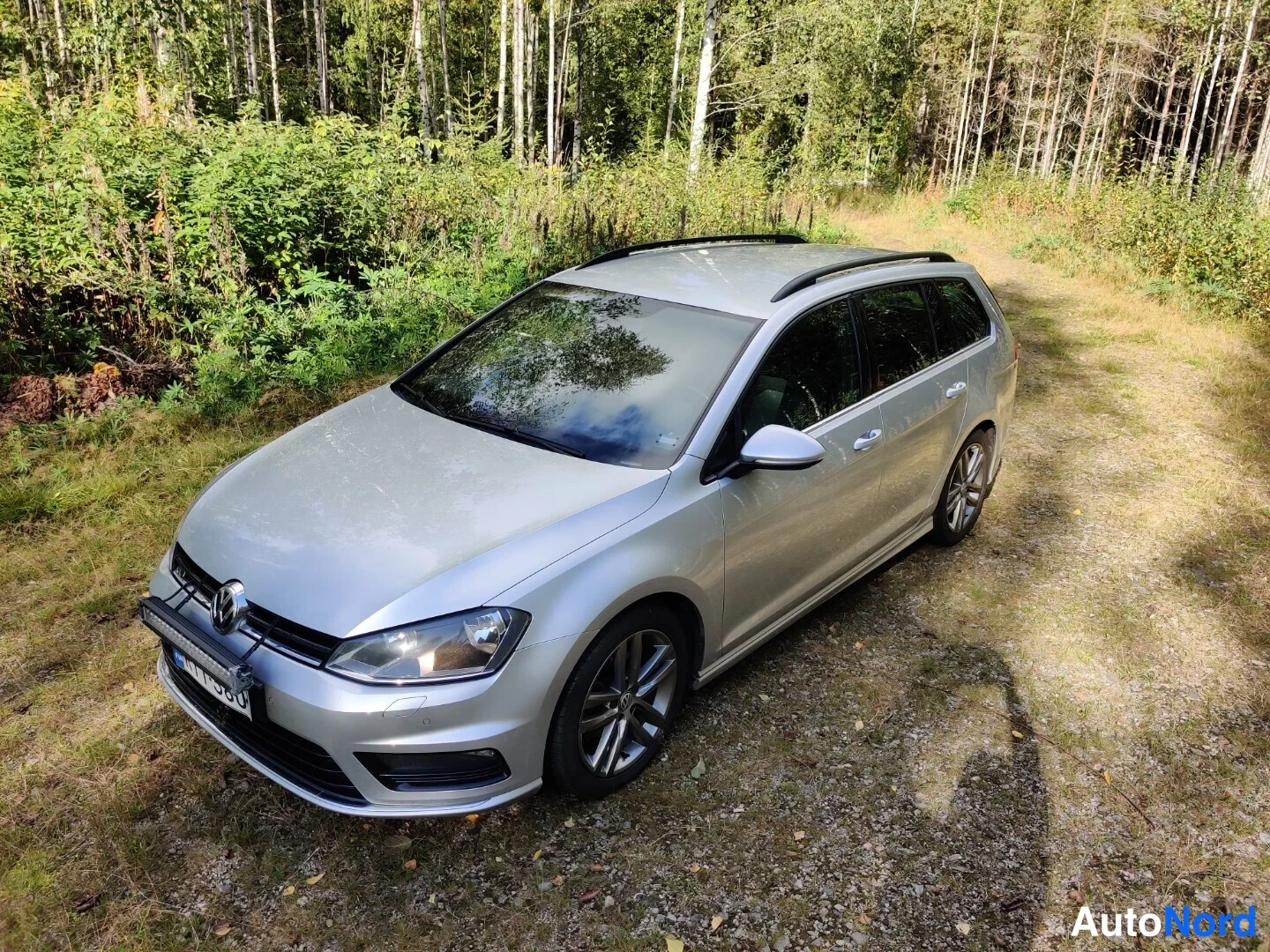 Hopea Volkswagen Golf Variant 2015, etuviisto, keula vasemmalle, kuva 5