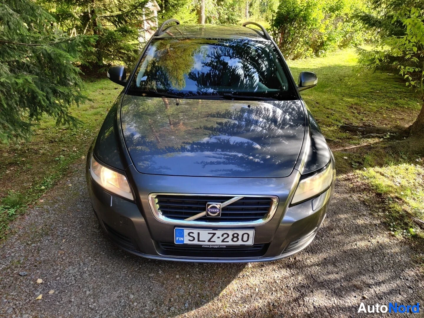 Harmaa Volvo V50 2009, edestä, kuva 11