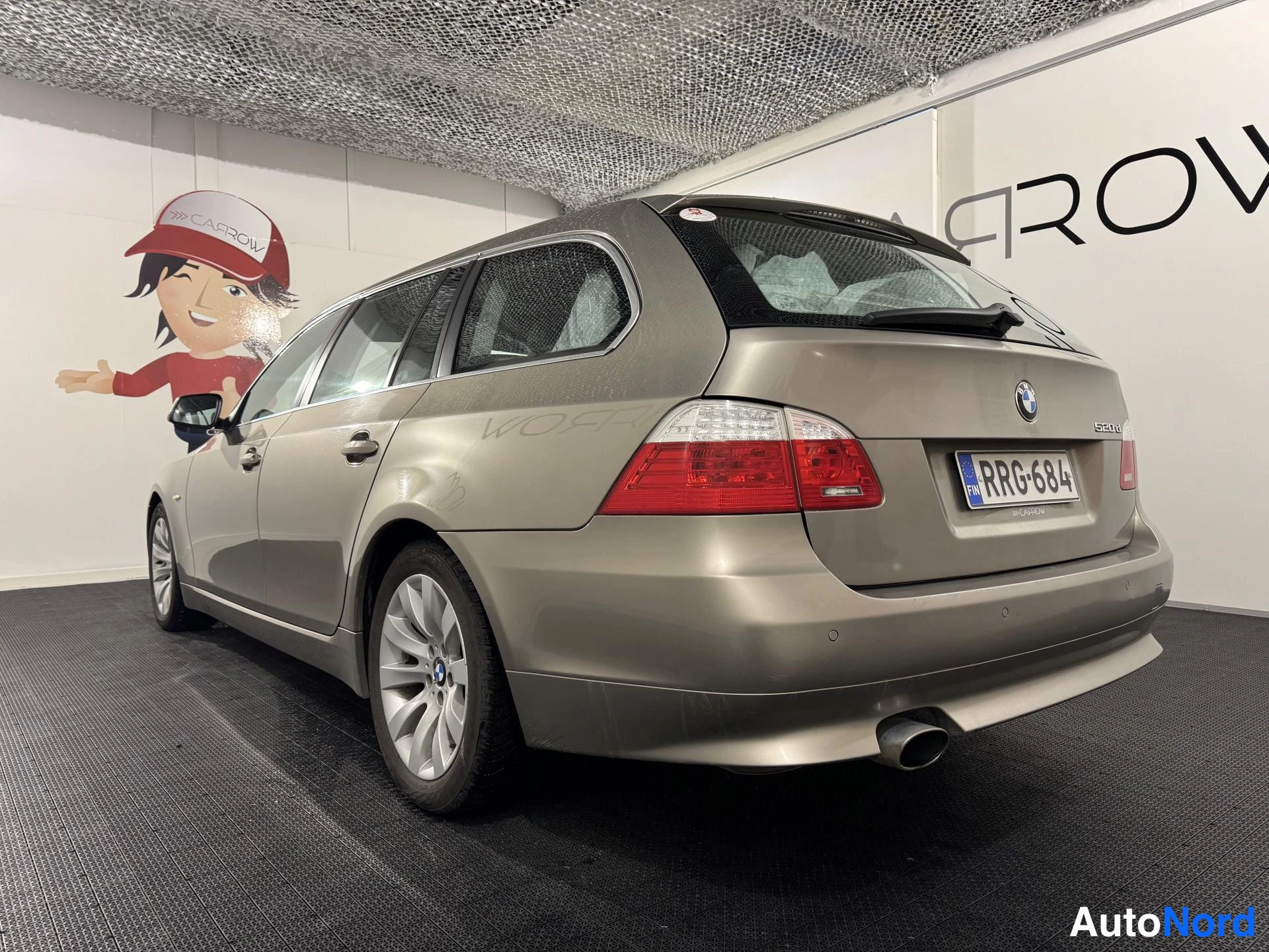 Kupari BMW 520d 2010, takaviisto, kuva 6