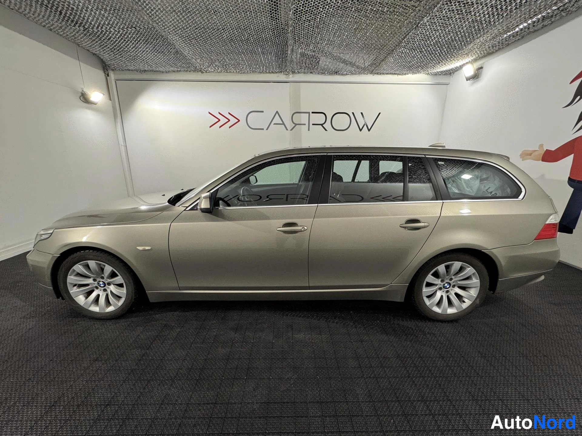 Kupari BMW 520d 2010, takaviisto, kuva 7