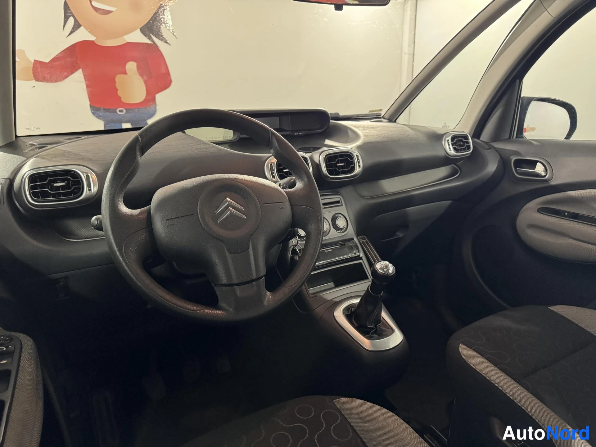 Sininen Citroen C3 Picasso 2010, ohjaamo, kuva 11