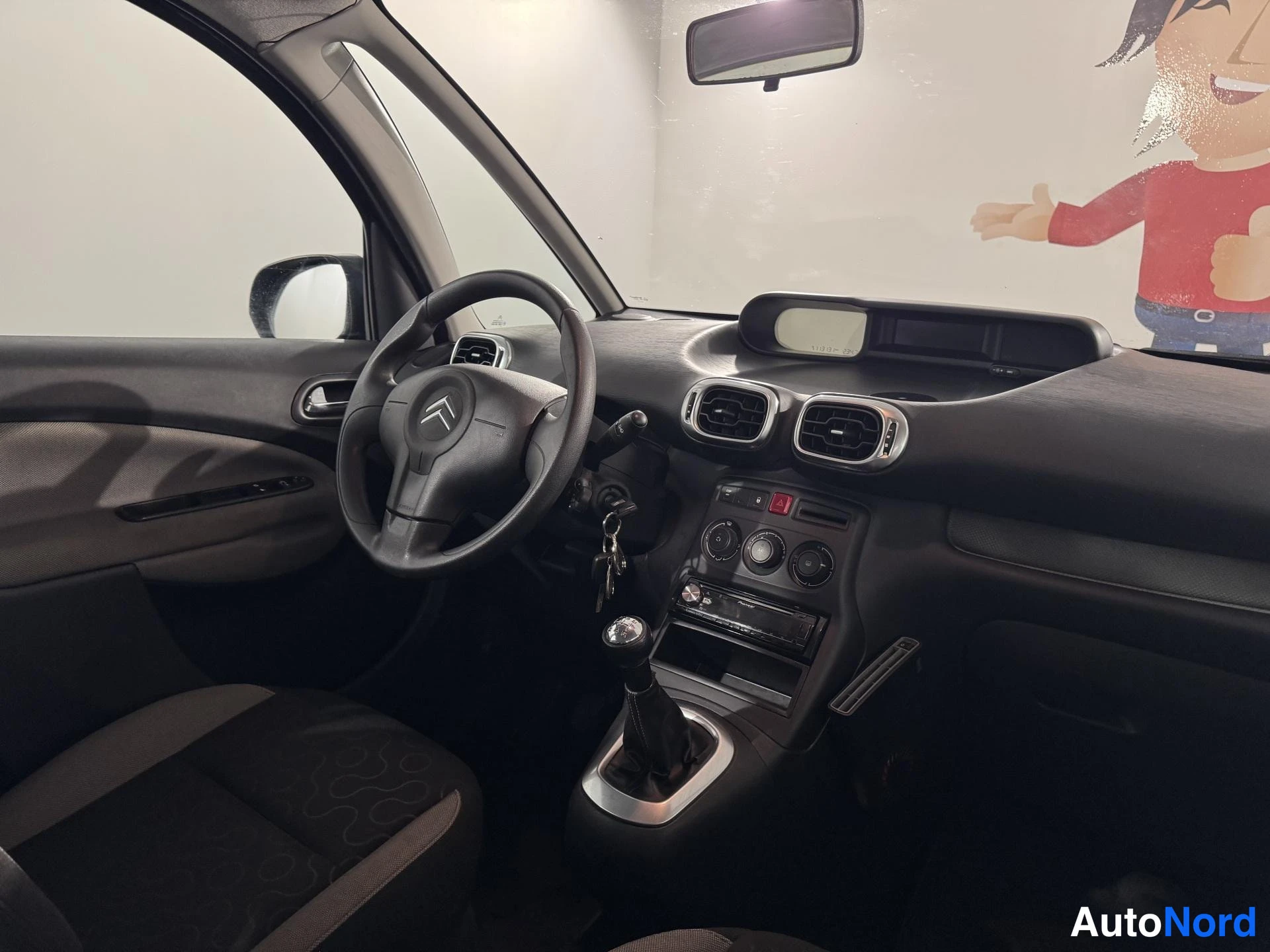 Sininen Citroen C3 Picasso 2010, ohjaamo, kuva 12