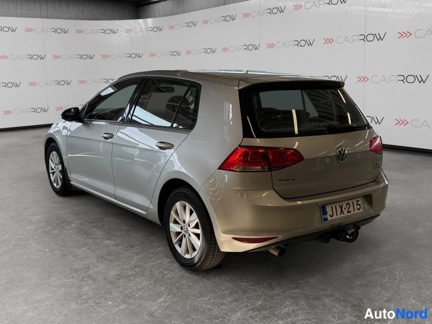 Harmaa Volkswagen Golf 2013, takaviisto, kuva 7