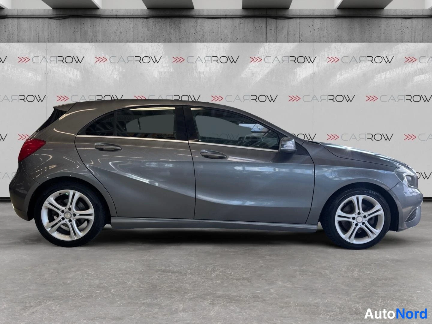 Grey Mercedes-Benz A 180 2014, rear three-quarter, photo 5