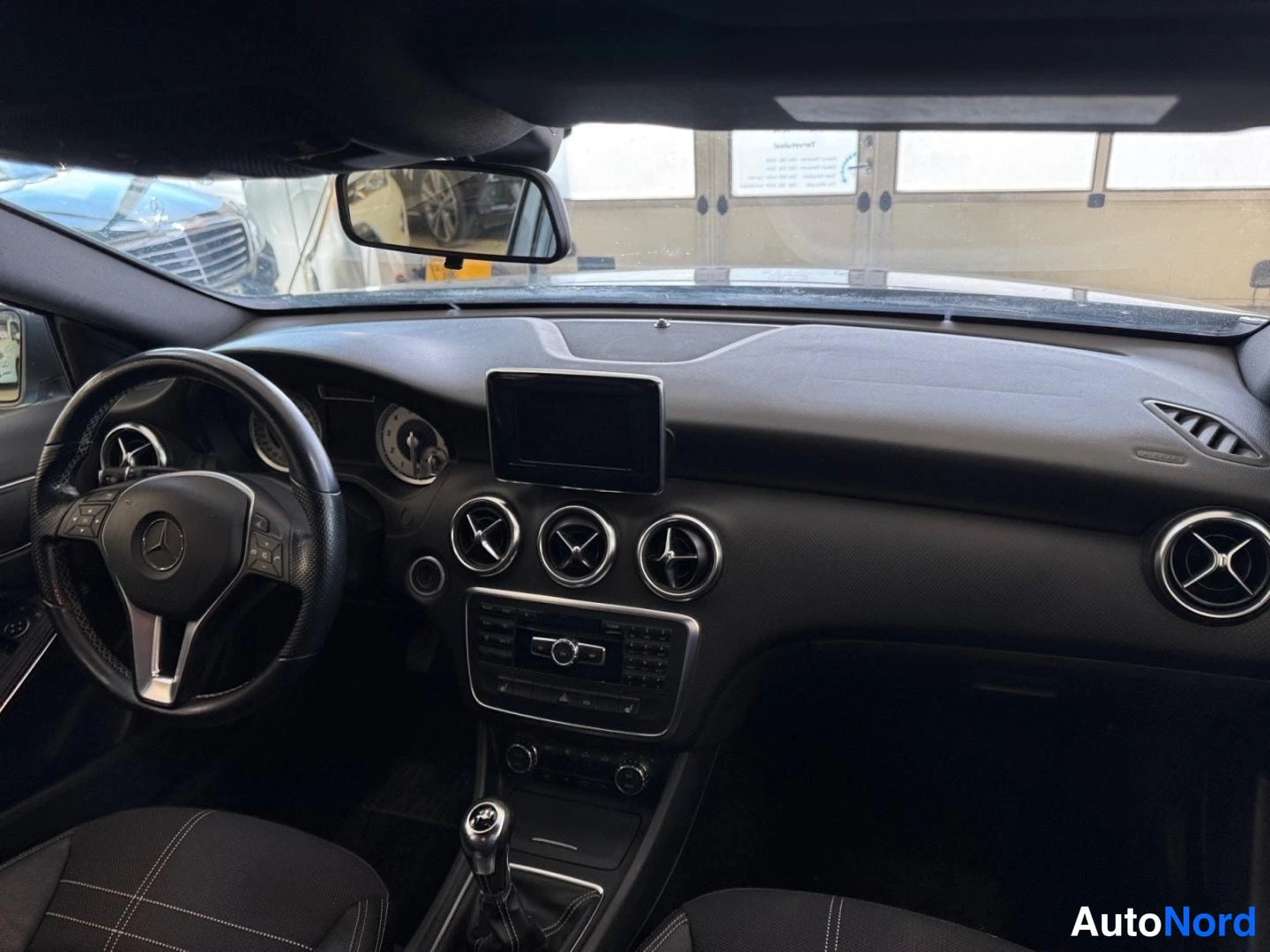 Grey Mercedes-Benz A 180 2014, cockpit, photo 12