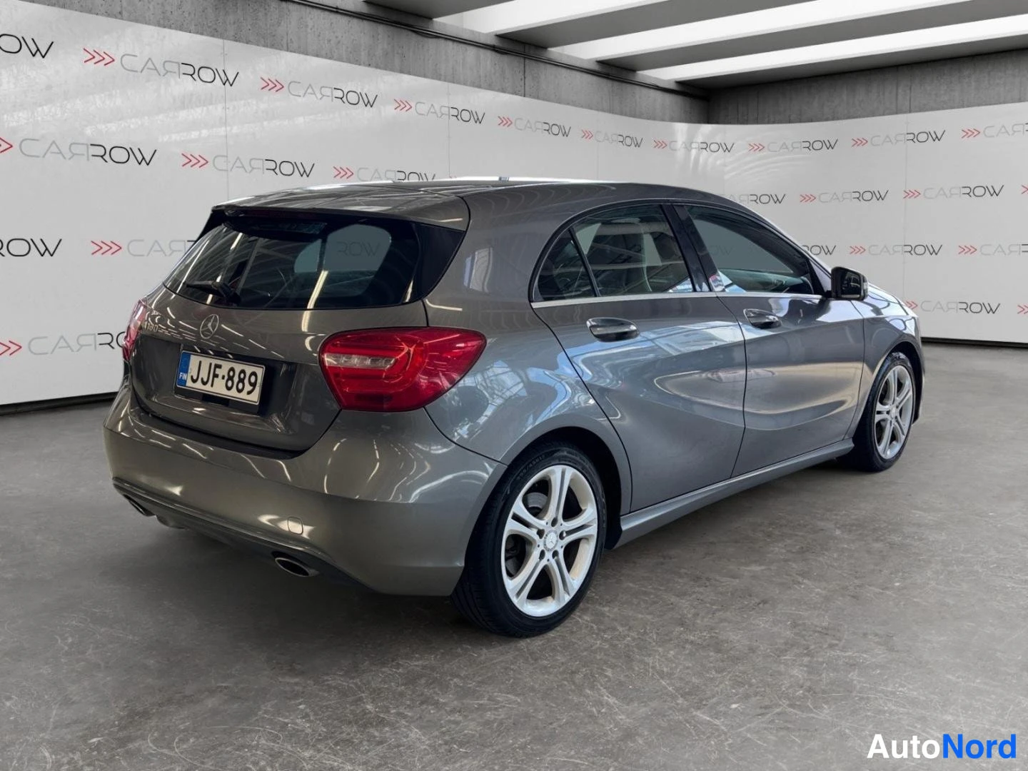 Grey Mercedes-Benz A 180 2014, rear three-quarter, photo 6